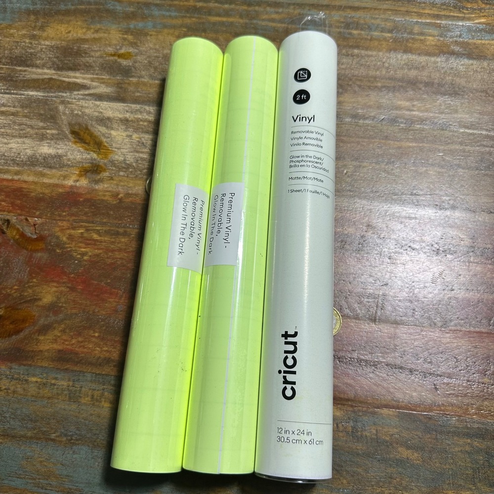 Cricut Premium Glow in the Dark Removable Vinyl 12x24 Matte Green 3 Rolls